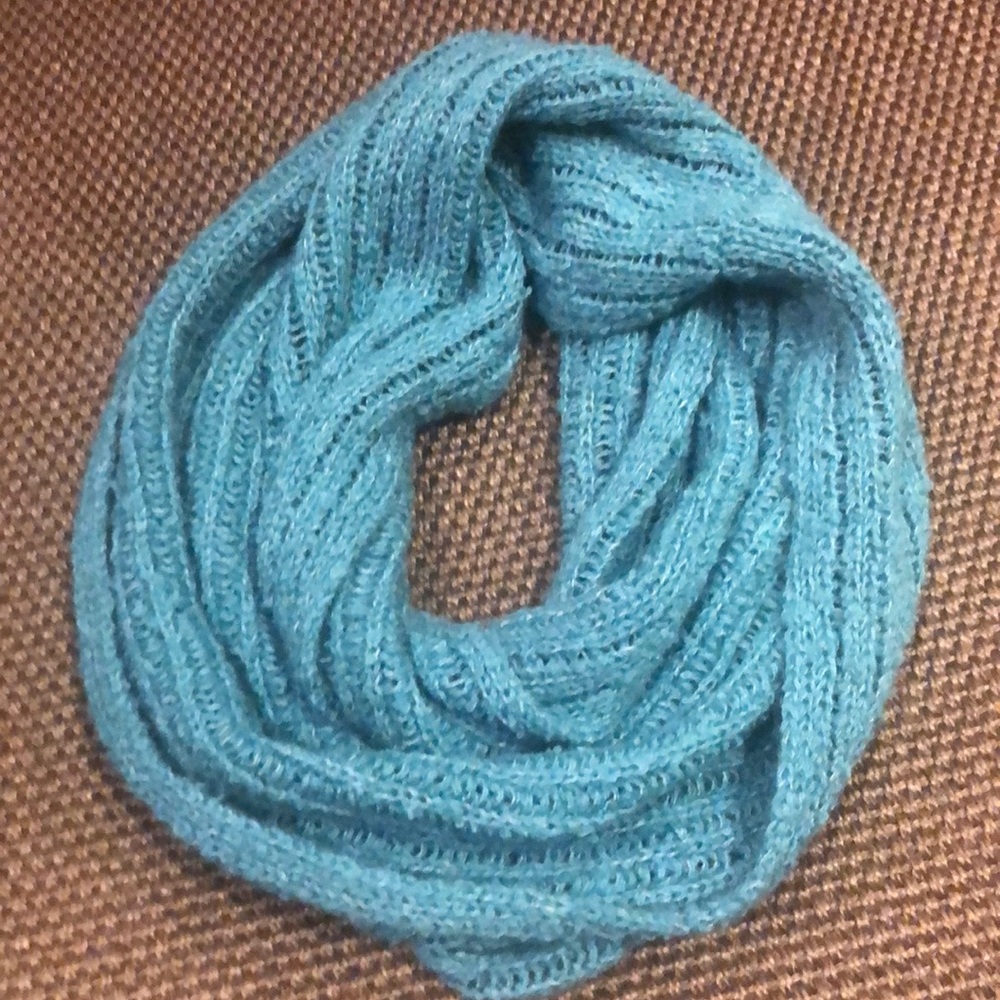 Blue scarf